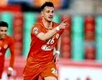 مهاجم گل نزن پرسپولیس به استقلال پیوست!