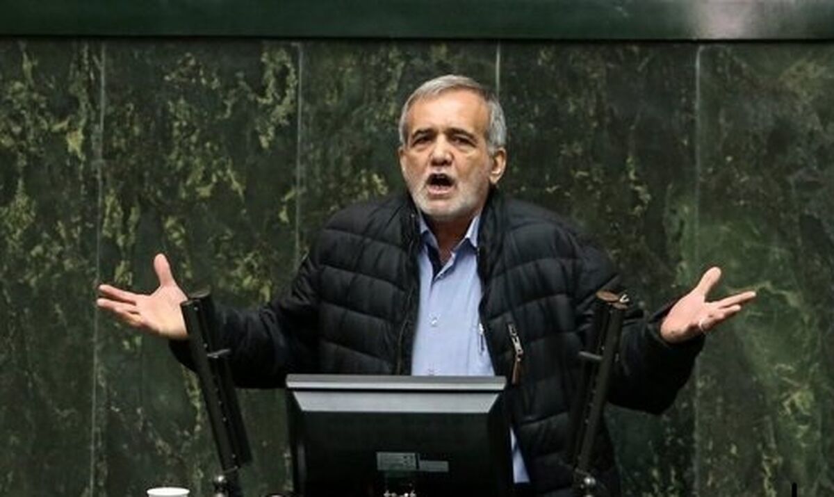 آنهایی که خوردند و بردند الان کیف‌شان کوک است | پزشکیان : پدر دولت قبل را در آورده بودند