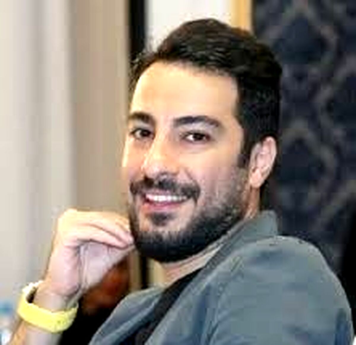 نوید محمد زاده بازیگر خوش آتیه تئاتر + جزئیات 