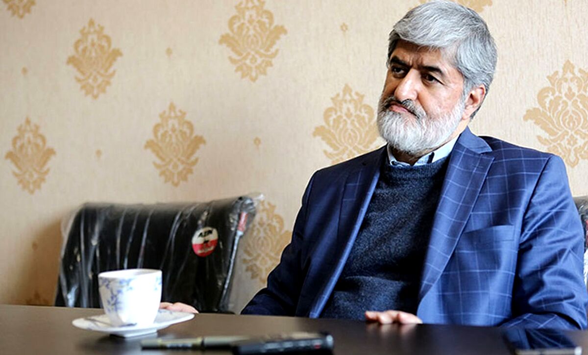 در سال 88 شعار "نه غزه نه لبنان"مسیر جنبش سبز را منحرف کرد |  مطرح کردن غذاخوری مختلط در دانشگاه ها، مسیر اعتراضات را تغییر داد