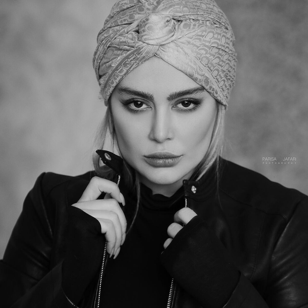 سحر قریشی در کنار آرش ظلی پور