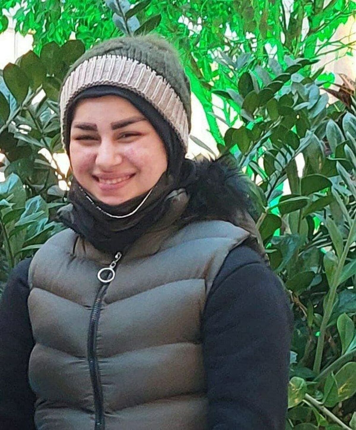 عکس دیده نشده مونا حیدری درختر 17 ساله اهوازی با شوهر قاتلش