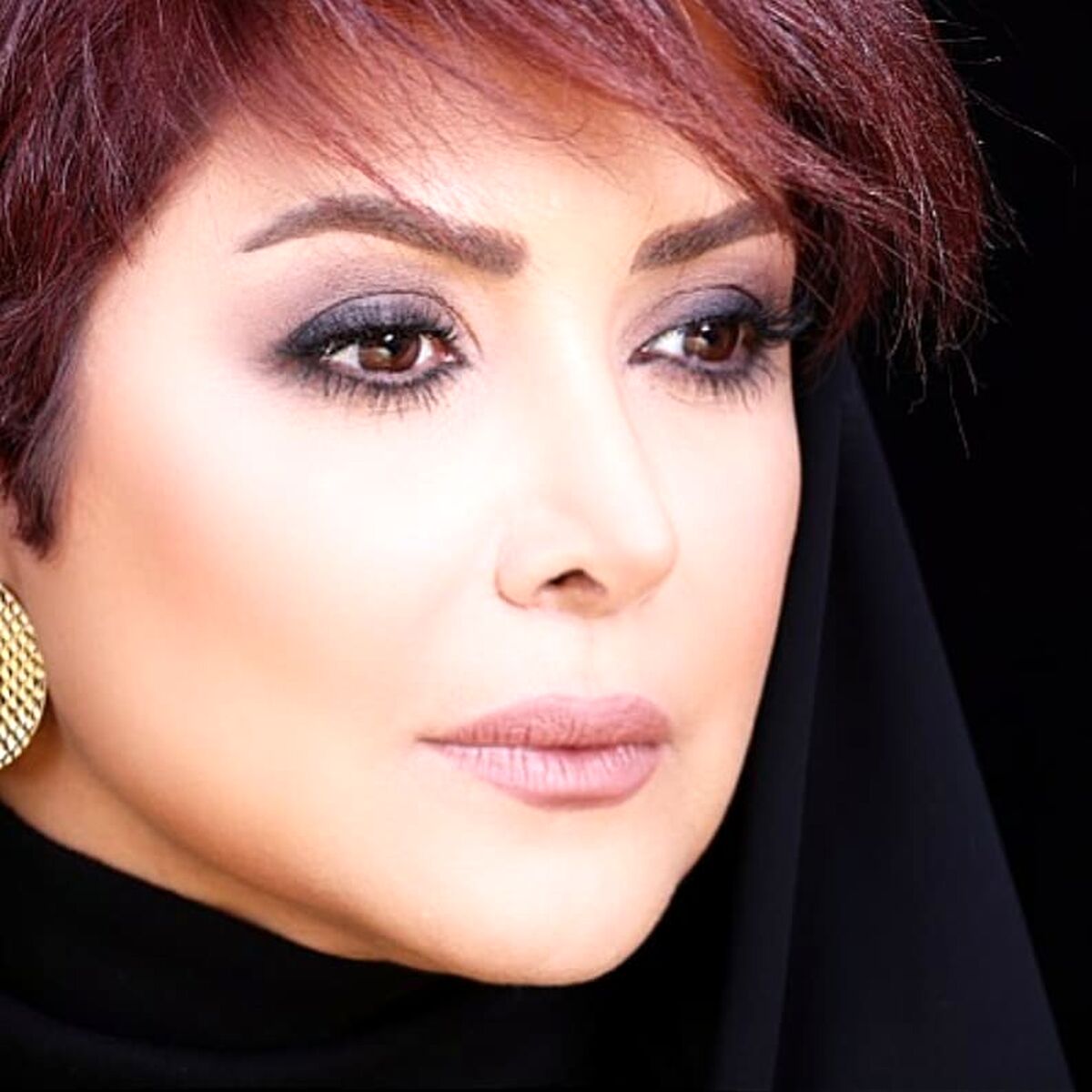 کمند امیرسلیمانی از عمل برادرش سپند گفت : سپند نمیتونه تکون بخوره + ویدئو