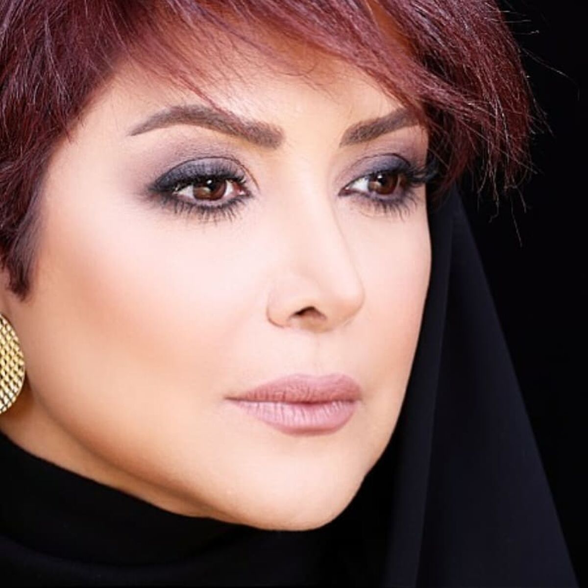 کمند امیرسلیمانی از عمل برادرش سپند گفت : سپند نمیتونه تکون بخوره + ویدئو