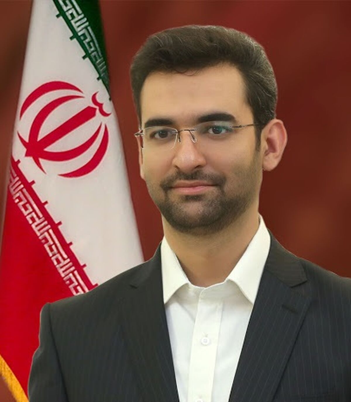 پاسخ آذری جهرمی به فرهاد مجیدی