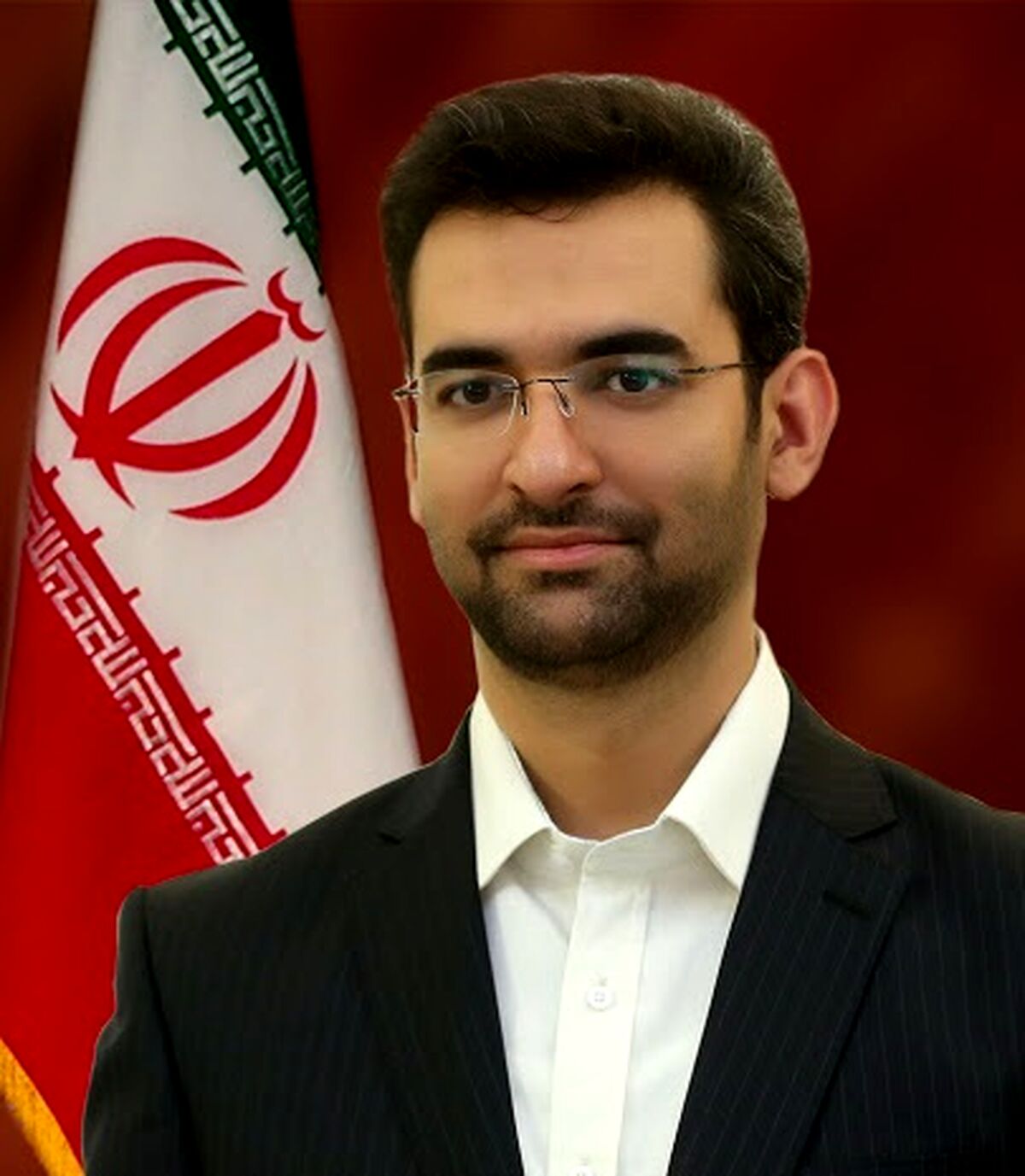 پاسخ آذری جهرمی به فرهاد مجیدی