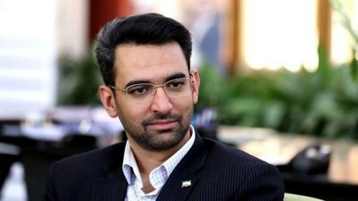 آذری جهرمی درخواستی برای انتشار قرارداد‌های استقلال و پرسپولیس داد
