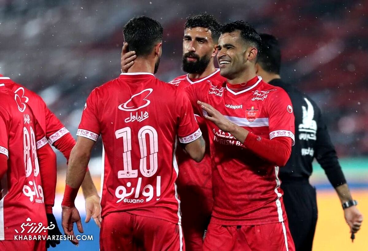 این مهاجم در ترکیب فیکش پرسپولیس قرار می گیرد