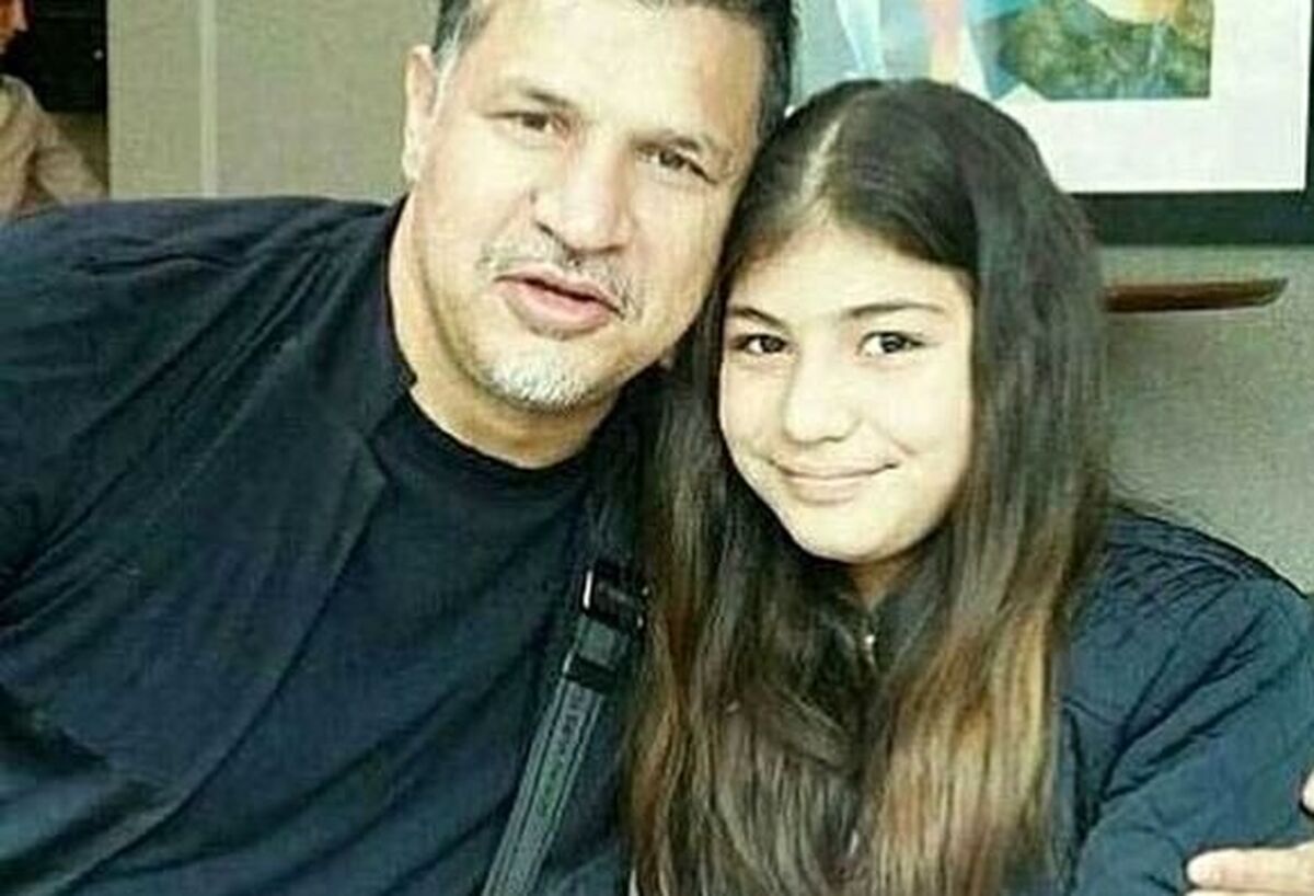 لباس گران قیمت همسر علی دایی سوژه رسانه ها شد