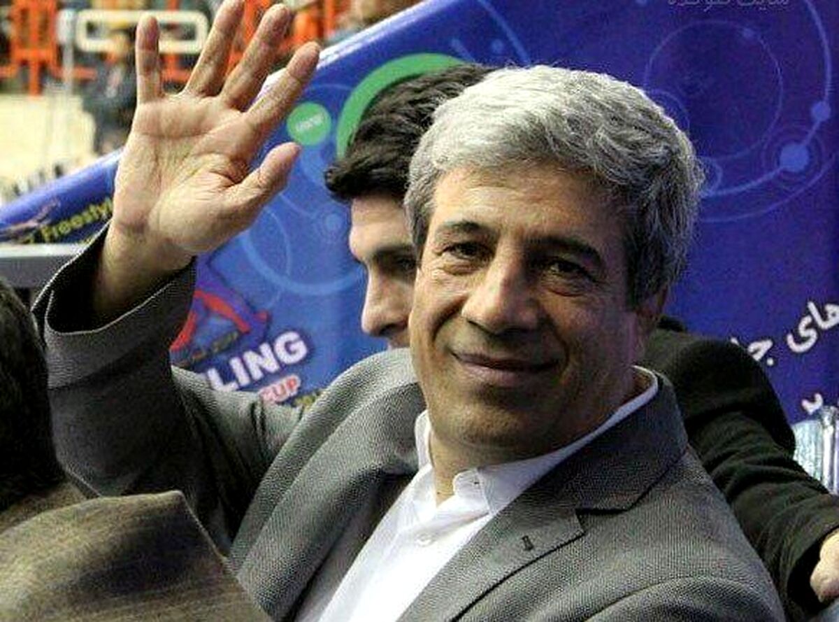 اشک های هادی عامل برای مادرش