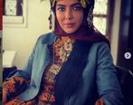 ست قرمز لیلا اوتادی با کیف زنانه خز  و عینک آفتابی میلیونی 