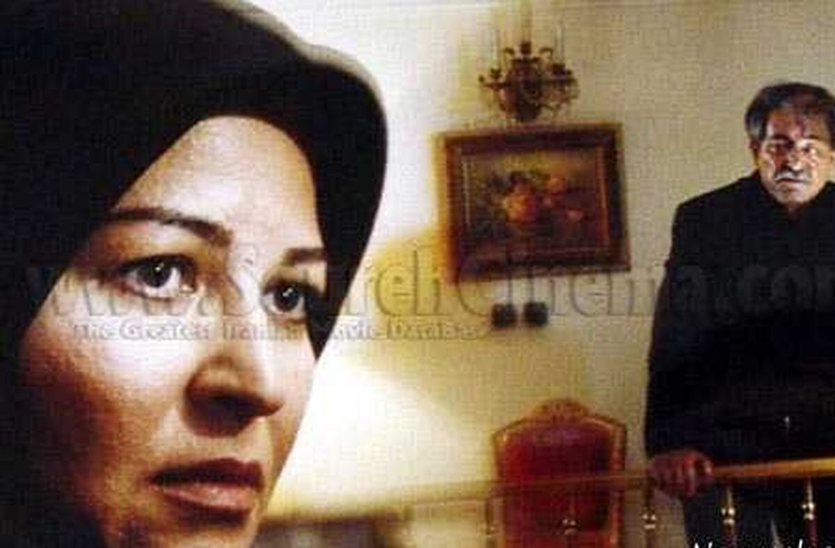 اکرم محمدی زن 60 ساله یا قالی کرمون روز به روز فشن تر از دیروز؟! | دخترش چی میگه؟