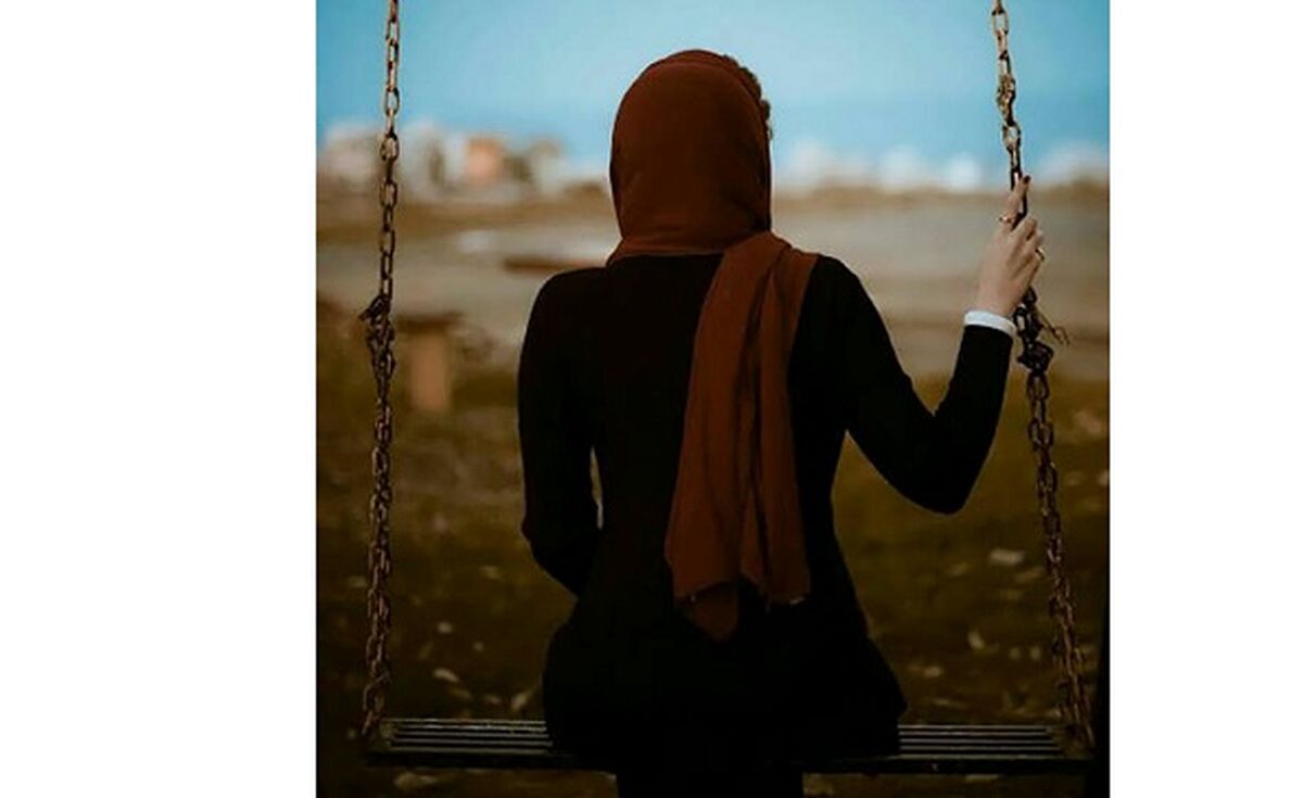 خوانندگی یک زن در شب های محرم در یک کافه جنجال بپا کرد