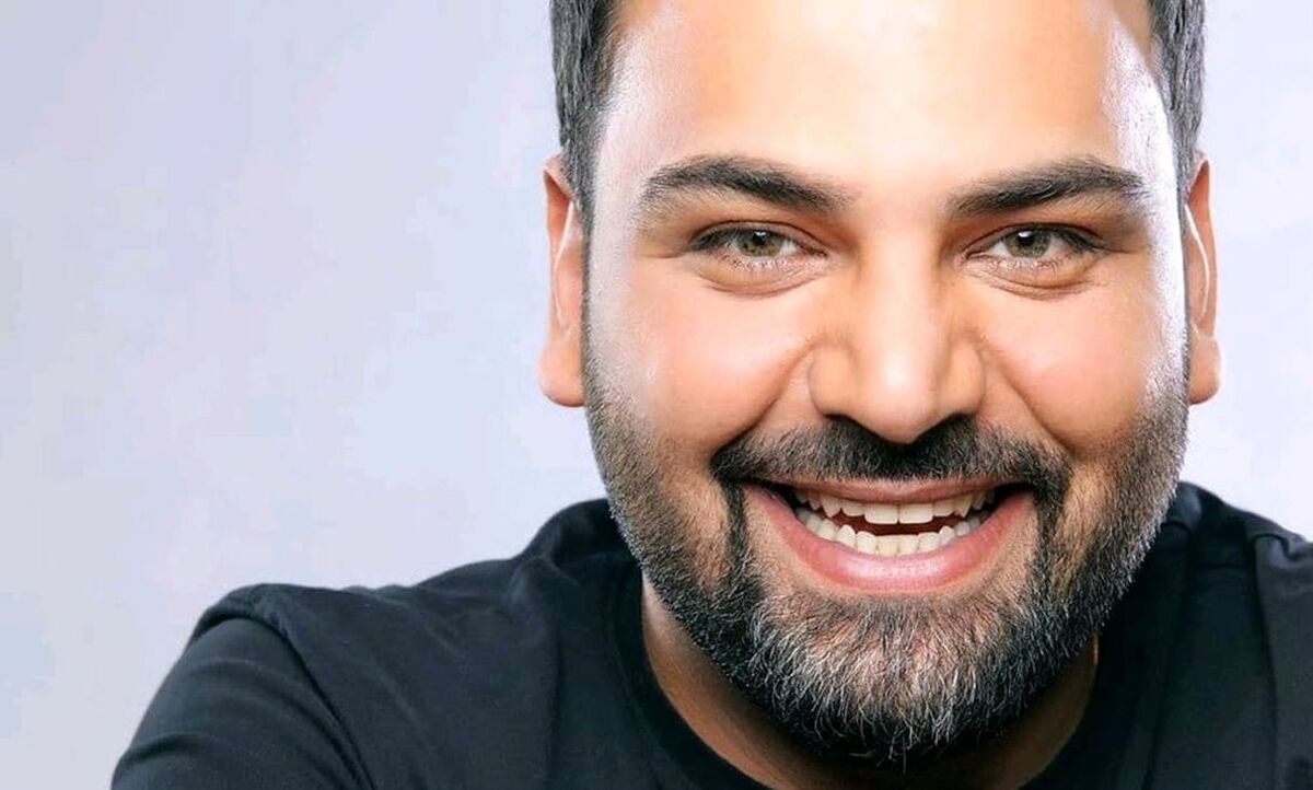عکس احسان علیخانی با این دختر چشم رنگی سوژه شد | تیپ زمستانی احسان علیخانی در کنار این دختر