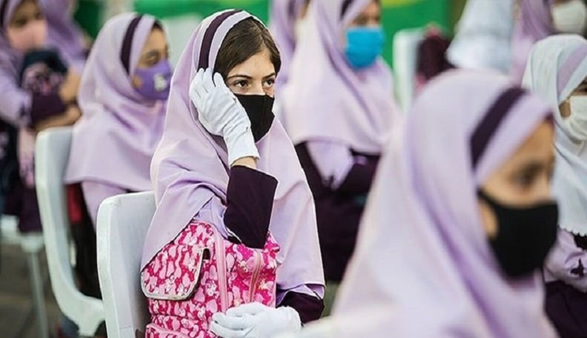 پیک ابتلا به اومیکرون در اواخر بهمن ماه| برگزاری حضوری کلاس ها ضروری است