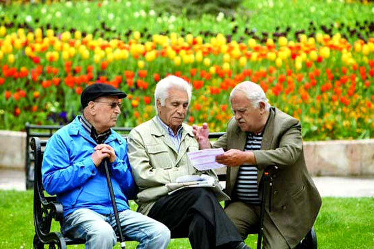 سرانجام پرداخت عیدی بازنشستگان مشخص شد| جزئیات واریز عیدی بازنشستگان برای 1401