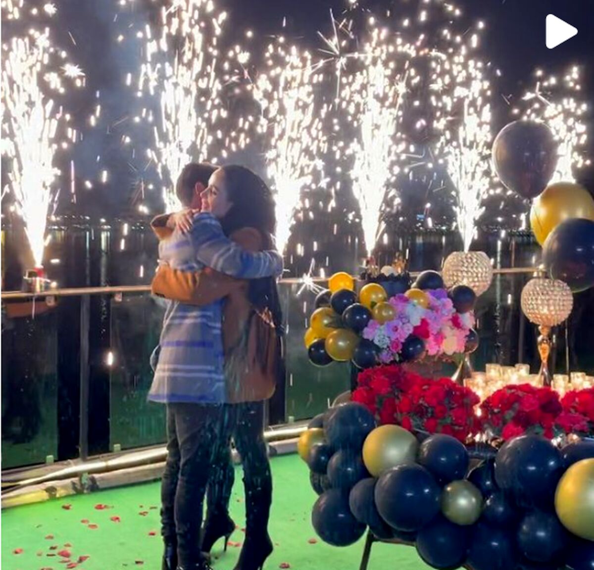 خوشگذرانی اماراتی مهدی قایدی و همسرش پای برج های سر به فلک کشیده