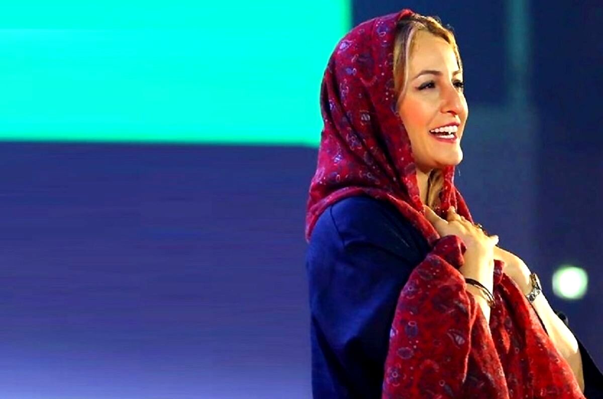 شقایق دهقان مهاجرت کرد