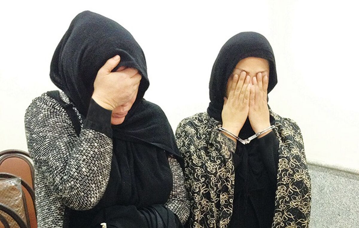 خفت گیری این دو زن شیاد با چاقو از پسر 30 ساله 
