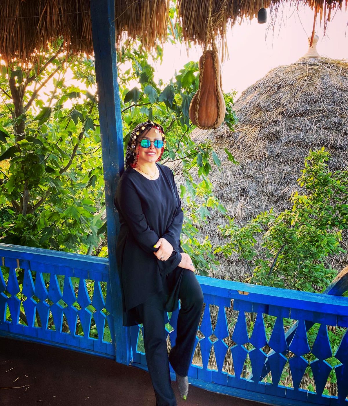 لایو جنجالی فلور نظری 18+ 