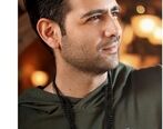رونمایی از عکس جدید امیر حسین آرمان در اتاق گریم + جزئیات 