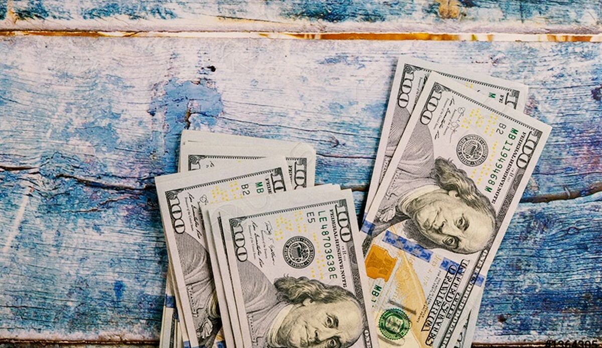 جدیدترین قیمت دلار پیش از ظهر امروز 15 بهمن