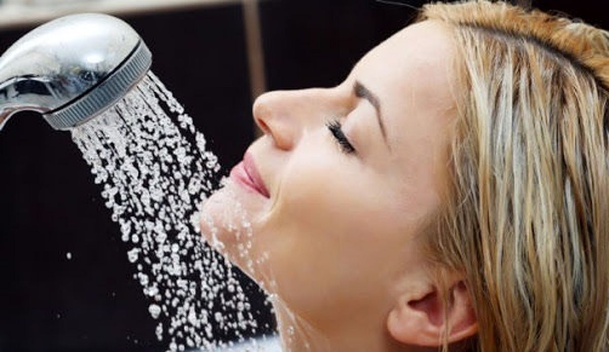 حمام کردن با این شرایط کورتان می کند!