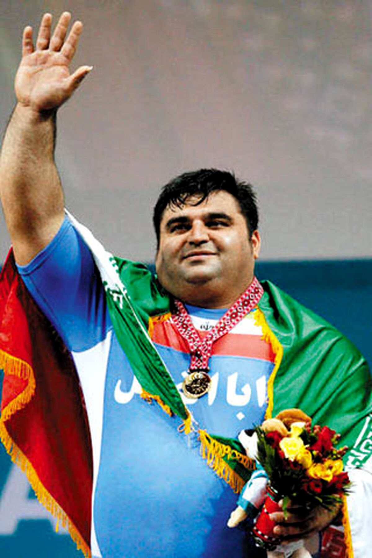 عکس عجیب از لاغری بسیار حسین رضازاده !