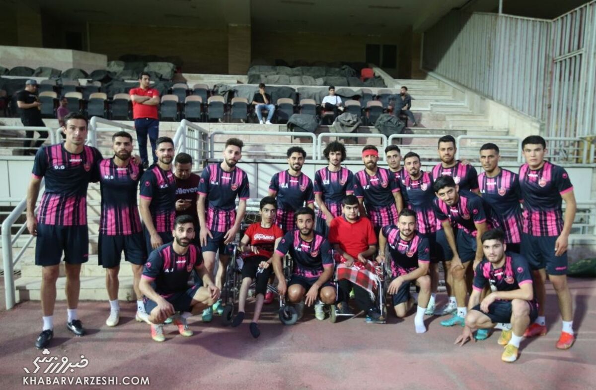یک شوخی عجیب نقل و انتقالاتی!| بازیکن استقلال فشار روی مدیران پرسپولیس را افزایش داد
