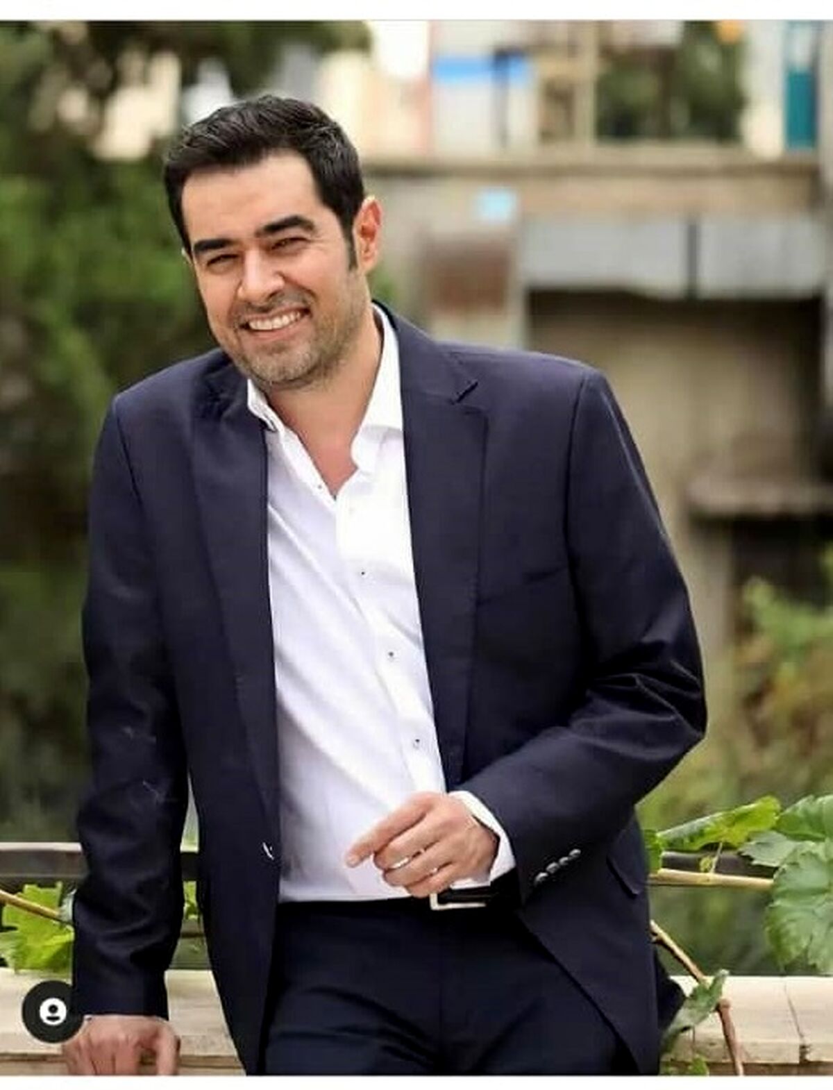 عکس دیده نشده شهاب حسینی کنار همسر خیلی جوانش
