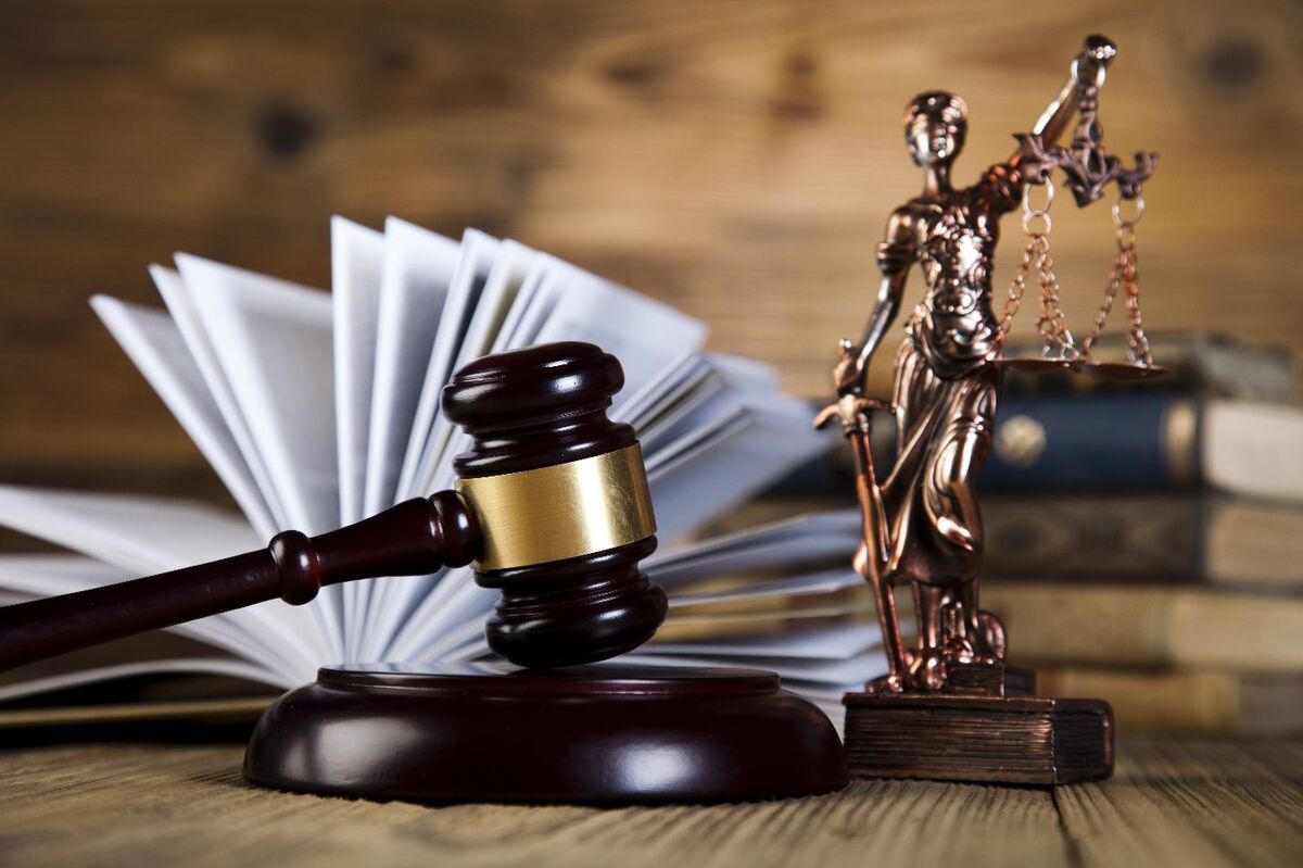 نکاتی که حین انتخاب یک وکیل خوب و پایه یک باید بدانیم!