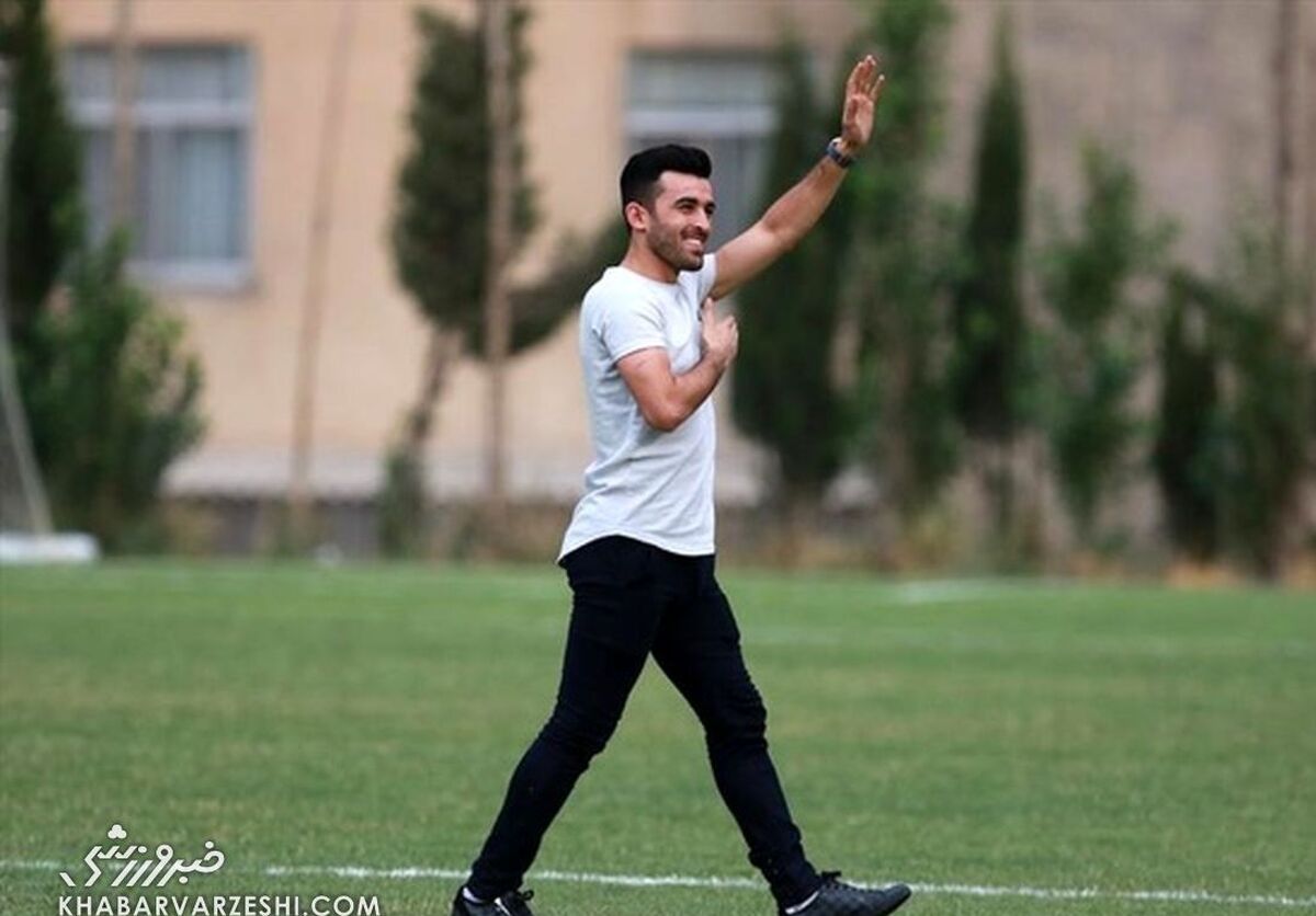  فکر می‌کنند می‌توانند همه چیز را در دست‌شان بگیرند