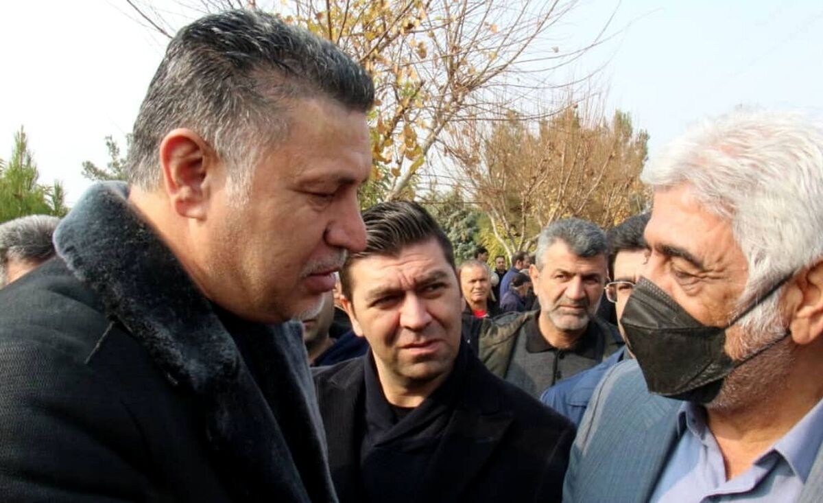 علی دایی در مراسم خاکسپاری عجیب در بی بی سکینه دیده شد + عکس خبرساز
