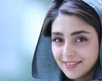 هستی مهدوی در مقابل لنز دوربین