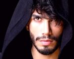 بازداشت مهراد جم  هنگام ورود به ایران+ جزئیات