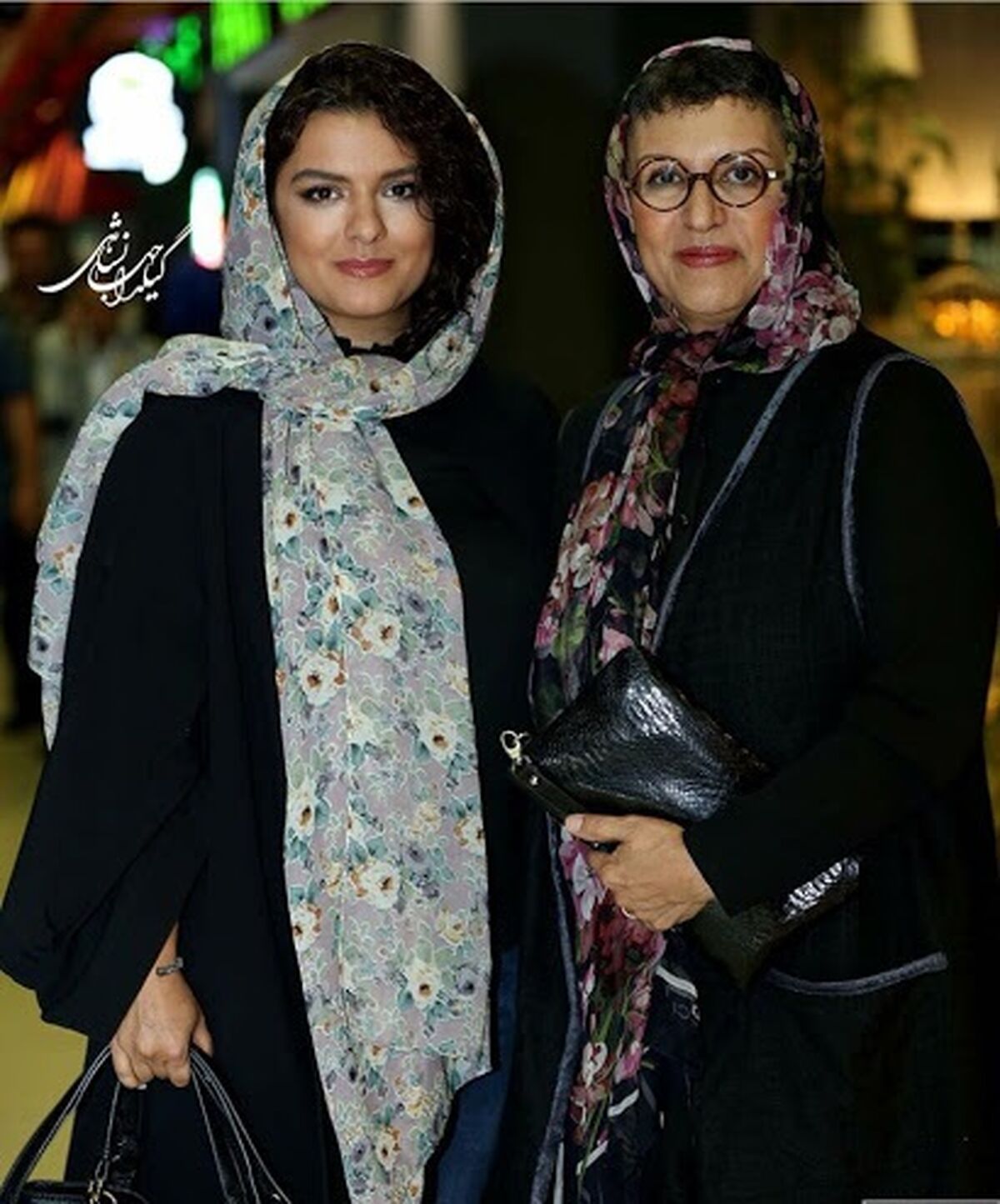 رویا تیموریان به دورهمی آمد/ عکس های رویا تیموریان و دخترش دنیا مدنی