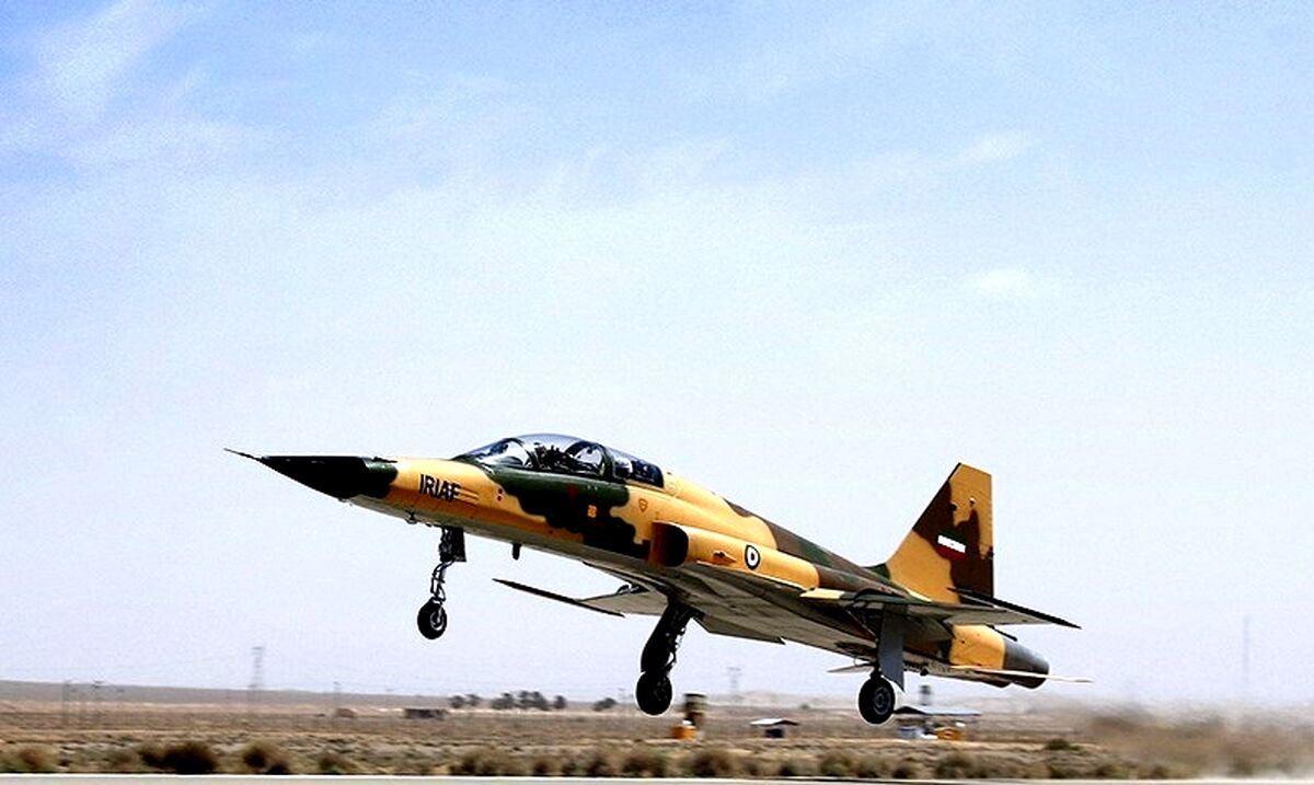 هواپیمای جنگنده در تبریز سقوط کرد| آخرین اخبار درباره سقوط جنگنده در تبریز+ تصاویر
