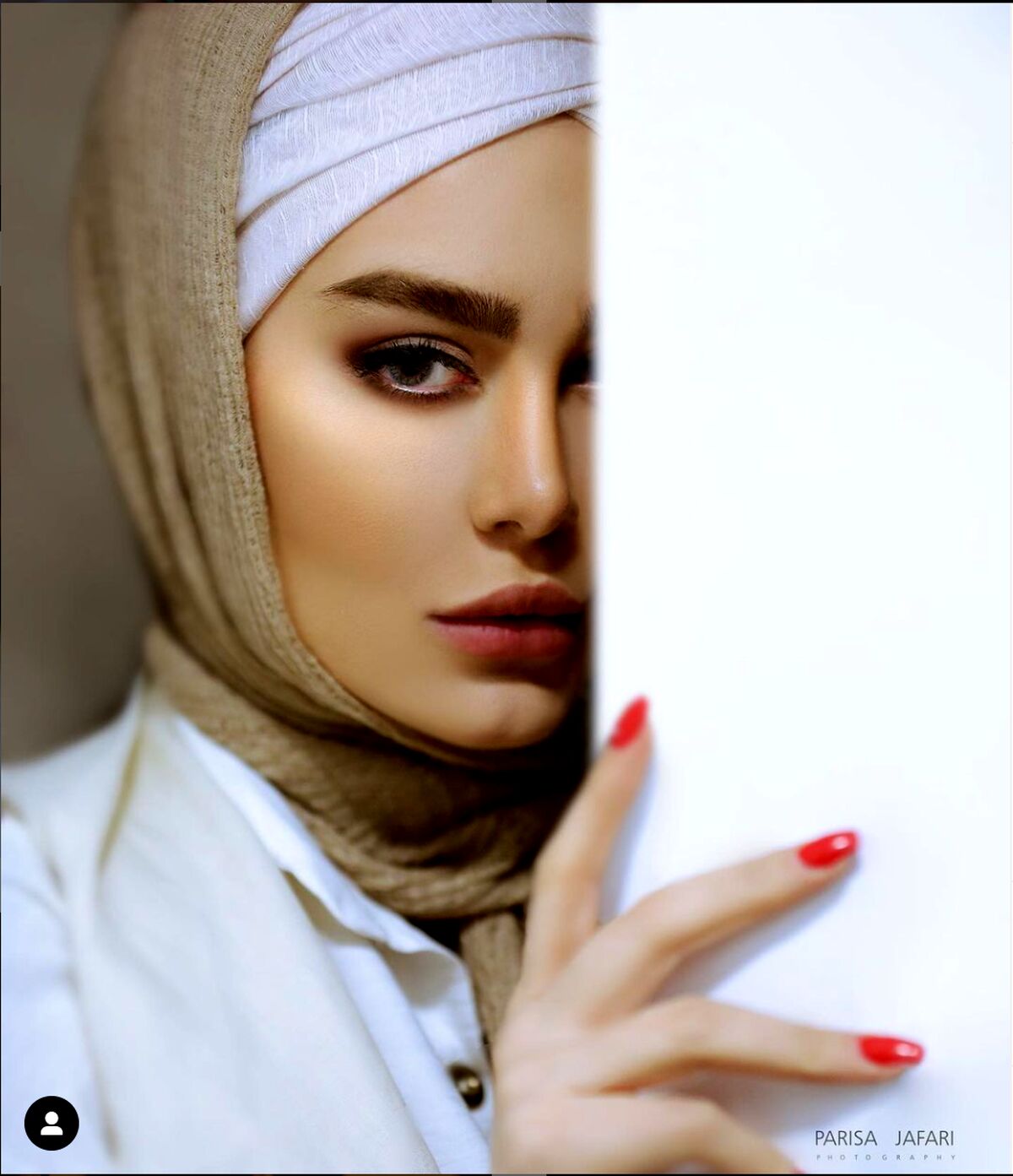 سحر قریشی در کنار پوریا پورسرخ