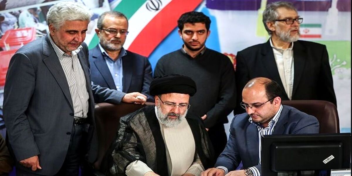 کابینه رئیسی در انتخاب تیم اقتصادی از چه کسانی استفاده و یا تقلید می کند ؟