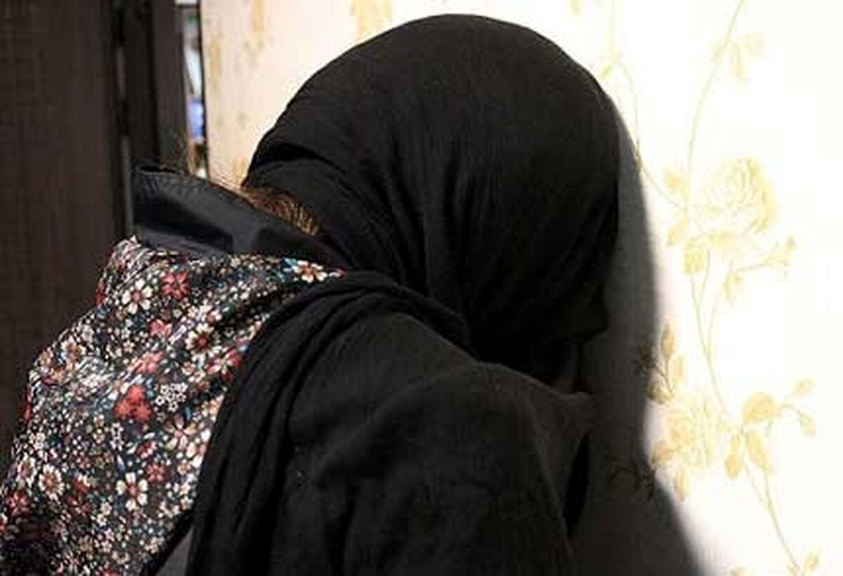 زن مشهدی با اغوا گری، مردان عراقی را به جای خلوت می‌کشاند و دار و ندارشان را می‌دزدید!